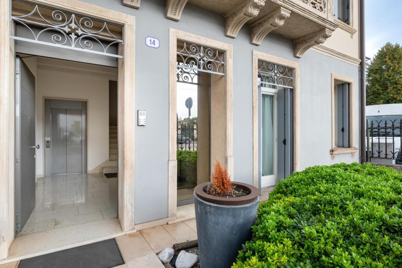 Corte Cappuccina 14 Elegant Apt Con Parcheggio! Πάδοβα Εξωτερικό φωτογραφία